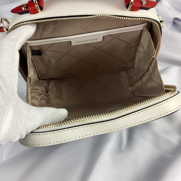 MICHAEL KORS Jet Set Medium Pebbled Leather Crossbody Red, White, Blue $298 - Picture 9 of 13